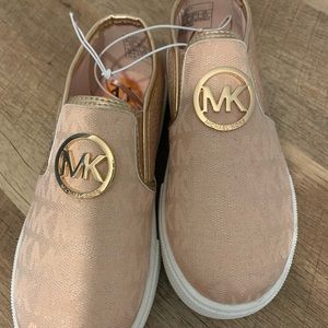 Michael kors toddler shoe size 11